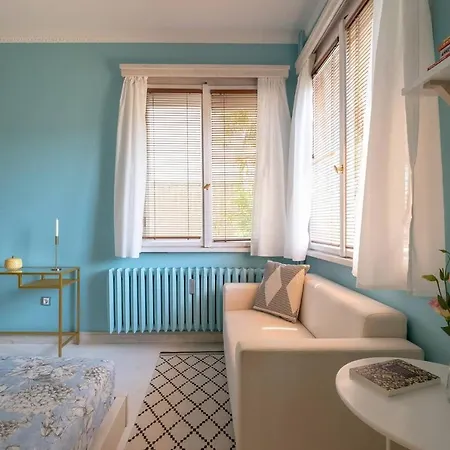 ❁charming In Downtown❁ Lift&kingsizebed Apartment *