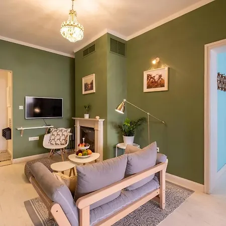 ❁charming In Downtown❁ Lift&kingsizebed * Sofia