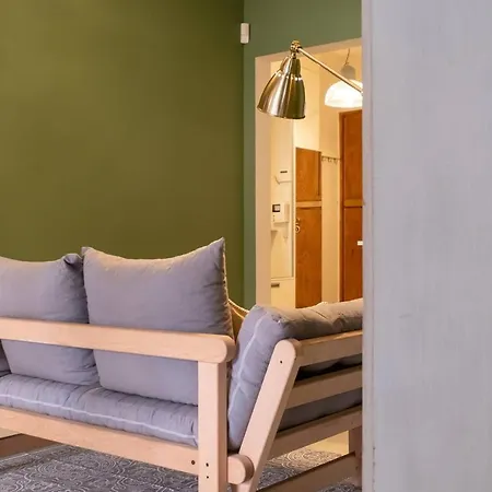 ❁charming In Downtown❁ Lift&kingsizebed Sofia